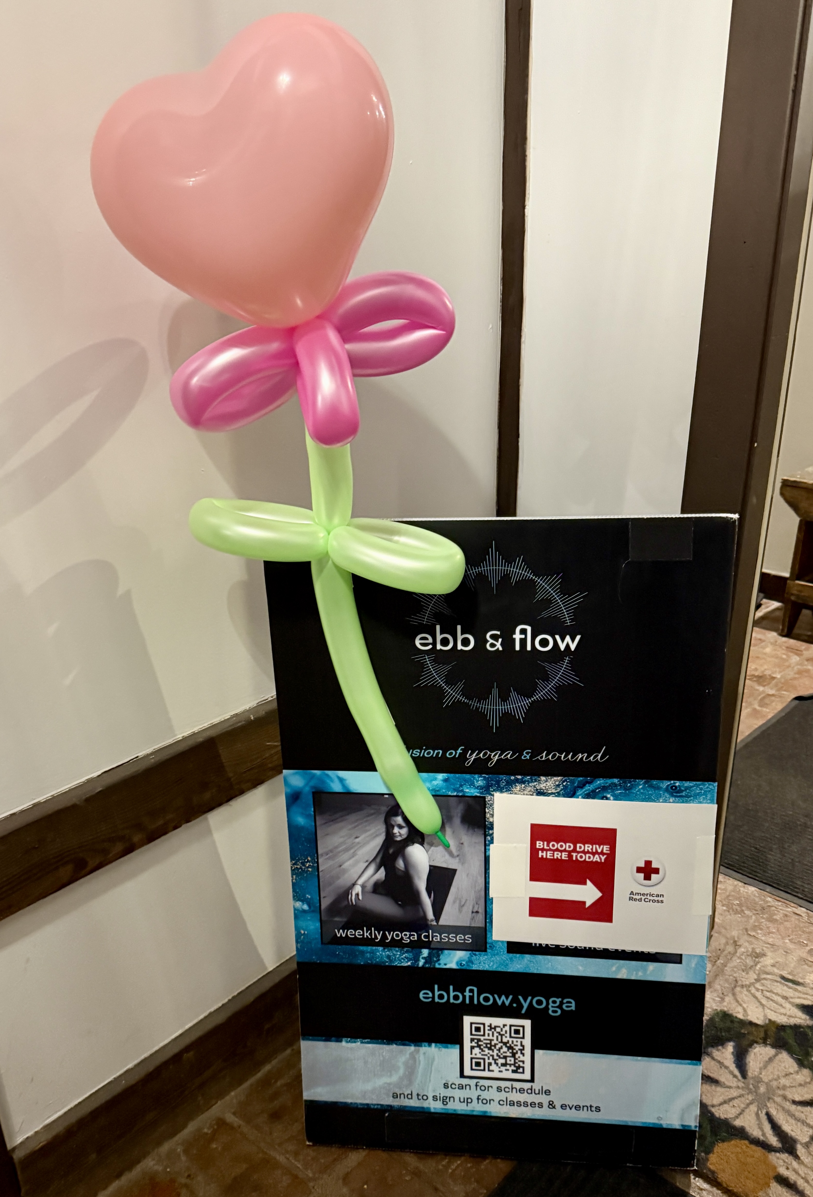 Heart balloon flower