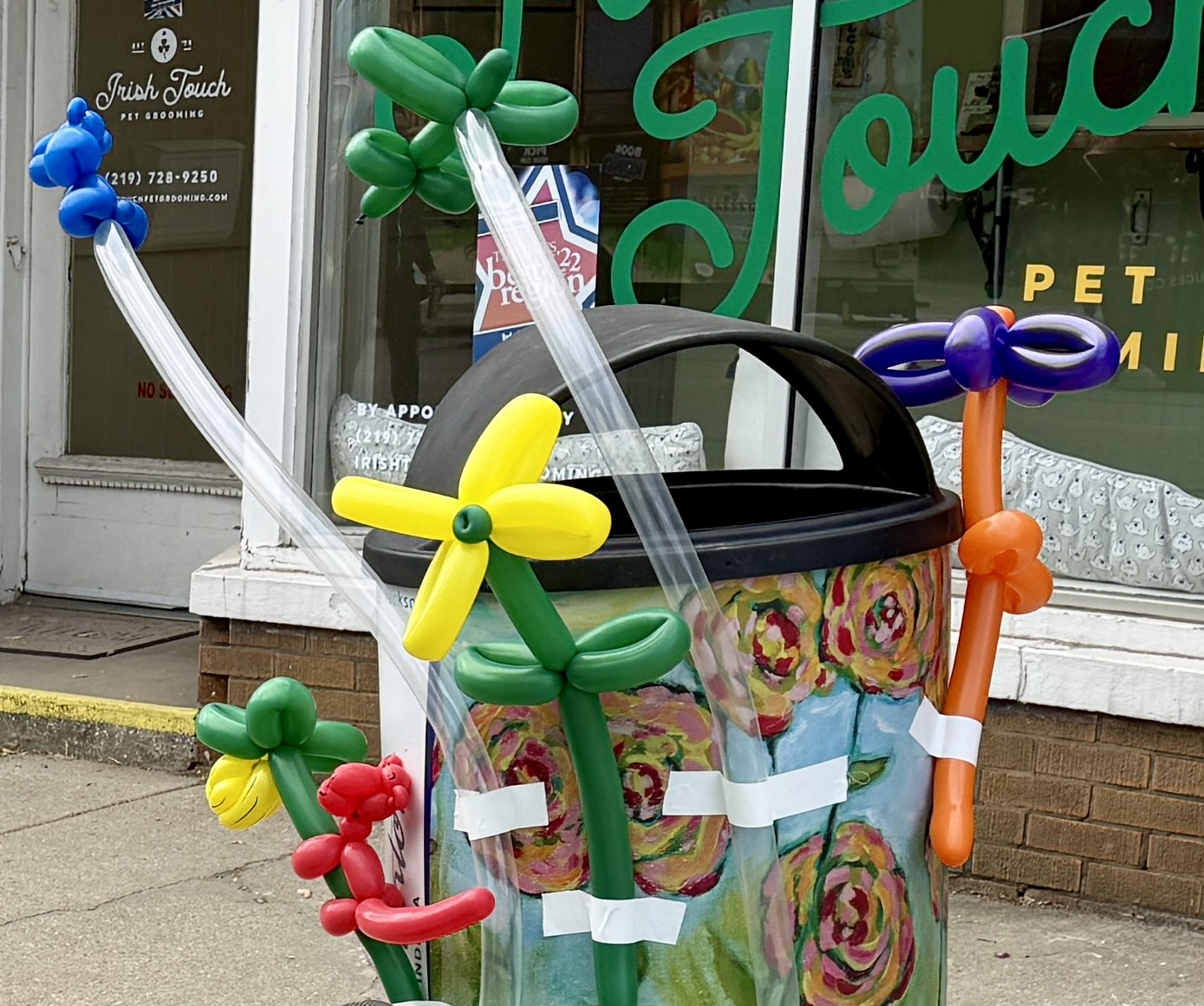 Balloon display at public event